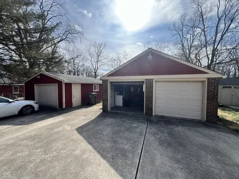1637 Lawrence Avenue Indianapolis IN 46227