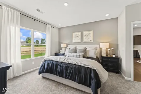1216 Pegasus Drive Franklin IN 46131