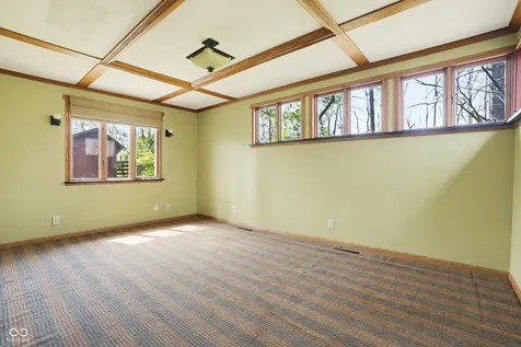 8275 Red Bud Lane Indianapolis IN 46256