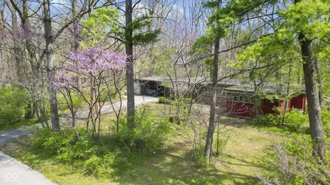8275 Red Bud Lane Indianapolis IN 46256