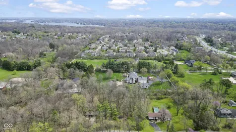 8275 Red Bud Lane Indianapolis IN 46256