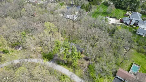 8275 Red Bud Lane Indianapolis IN 46256