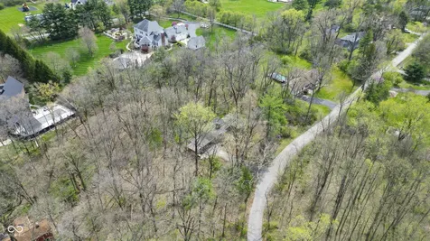 8275 Red Bud Lane Indianapolis IN 46256