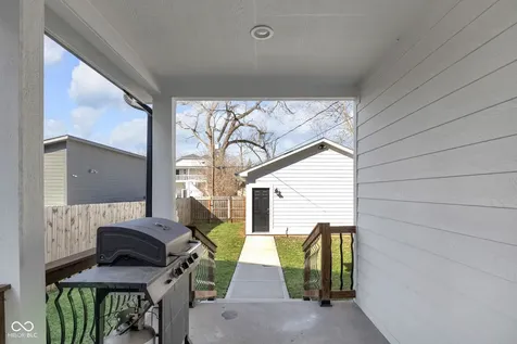 1114 N Beville Avenue Indianapolis IN 46201