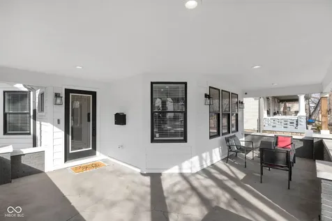 1114 N Beville Avenue Indianapolis IN 46201