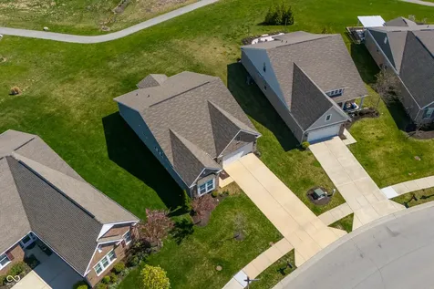 8771 N Brookside Boulevard Mccordsville IN 46055