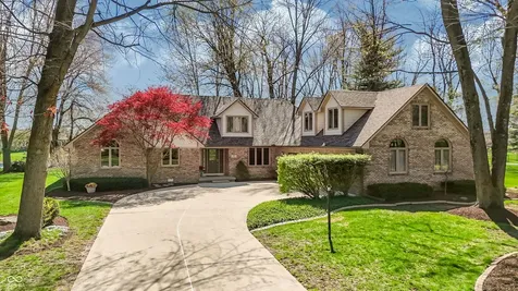 5571 N Red Oak Drive Greenfield IN 46140