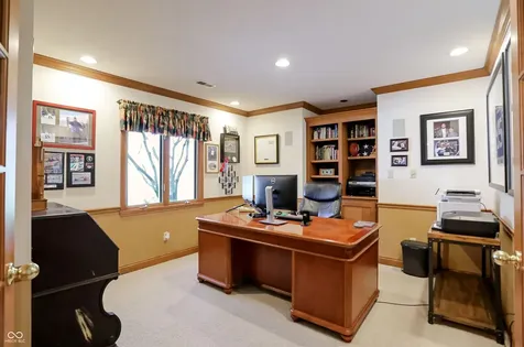5571 N Red Oak Drive Greenfield IN 46140