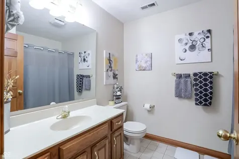 5571 N Red Oak Drive Greenfield IN 46140