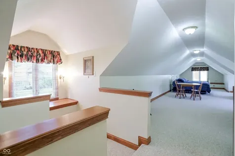 5571 N Red Oak Drive Greenfield IN 46140