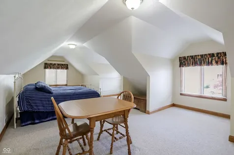 5571 N Red Oak Drive Greenfield IN 46140
