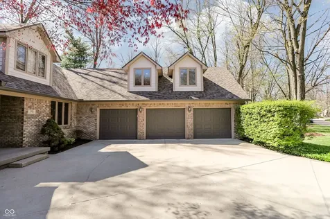 5571 N Red Oak Drive Greenfield IN 46140