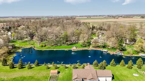 5571 N Red Oak Drive Greenfield IN 46140
