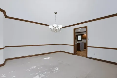 1831 Knaphill Court Carmel IN 46033