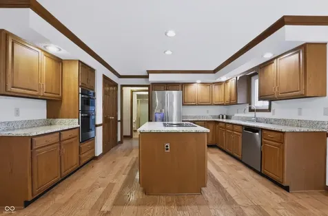 1831 Knaphill Court Carmel IN 46033