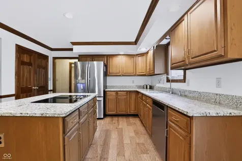 1831 Knaphill Court Carmel IN 46033