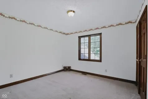 1831 Knaphill Court Carmel IN 46033