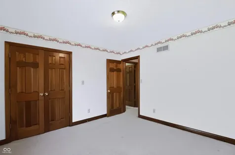 1831 Knaphill Court Carmel IN 46033