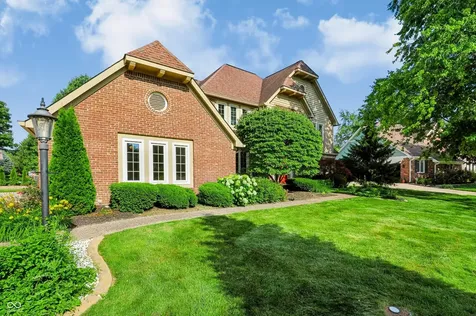 1831 Knaphill Court Carmel IN 46033