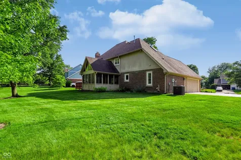 1831 Knaphill Court Carmel IN 46033