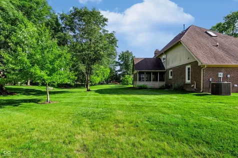 1831 Knaphill Court Carmel IN 46033