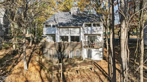 9428 S Harbour Pointe Drive Bloomington IN 47401