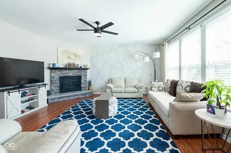 1325 Brentford Lane Greenwood IN 46143
