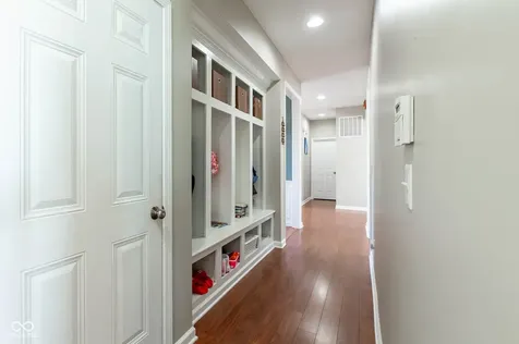 1325 Brentford Lane Greenwood IN 46143