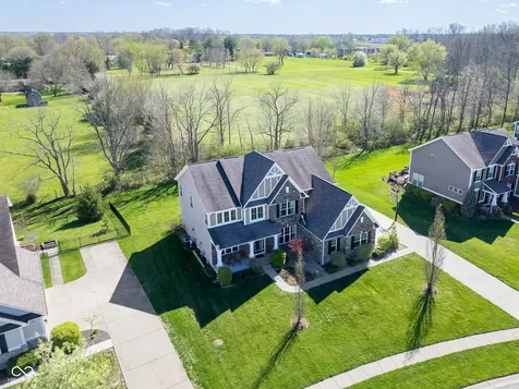 1325 Brentford Lane Greenwood IN 46143