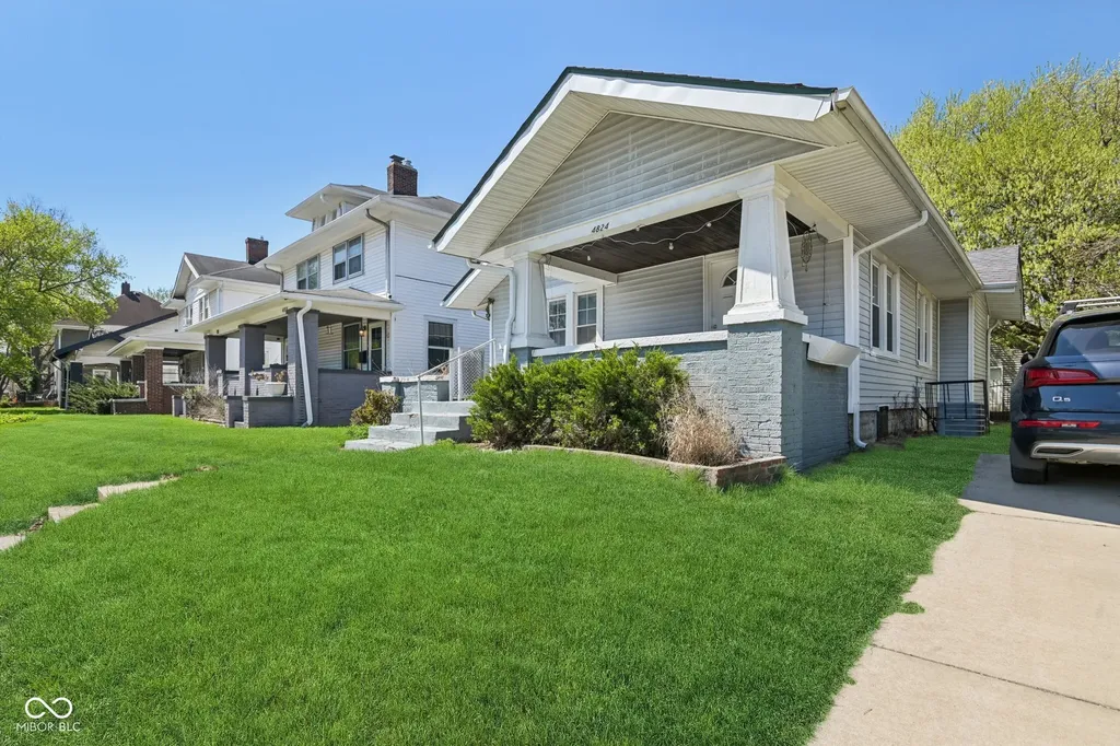 4824 N College Avenue Indianapolis IN 46205