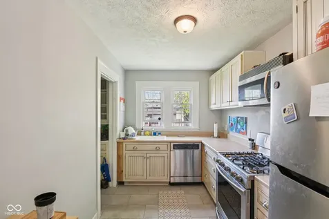4824 N College Avenue Indianapolis IN 46205