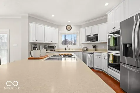 12465 Silver Bay Circle Indianapolis IN 46236