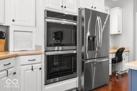 12465 Silver Bay Circle Indianapolis IN 46236