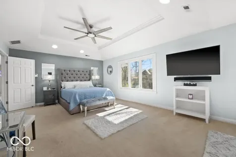 12465 Silver Bay Circle Indianapolis IN 46236