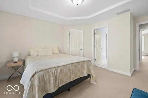 12465 Silver Bay Circle Indianapolis IN 46236