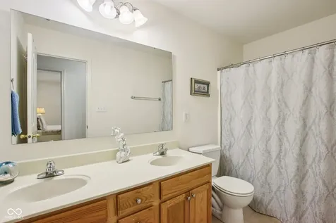 7854 Bayard Drive Indianapolis IN 46259