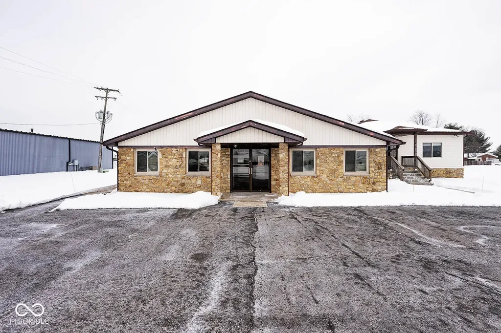 180 Robert Curry Drive Martinsville IN 46151