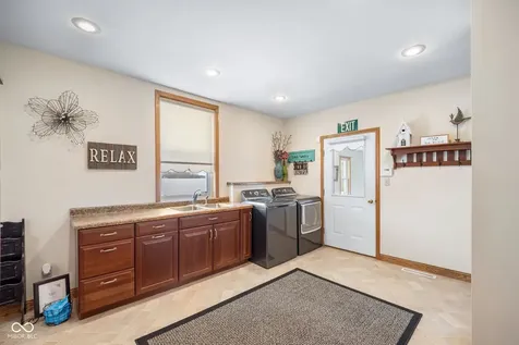 5181 N State Road 39 Rossville IN 46065