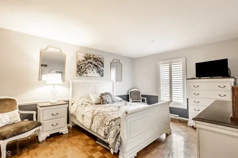 1310 Kings Cove Court Indianapolis IN 46260
