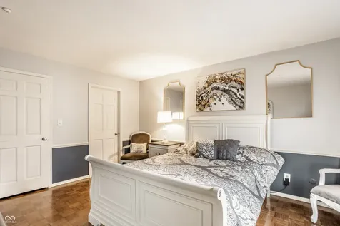 1310 Kings Cove Court Indianapolis IN 46260