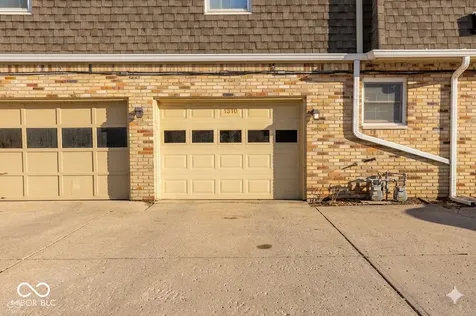 1310 Kings Cove Court Indianapolis IN 46260