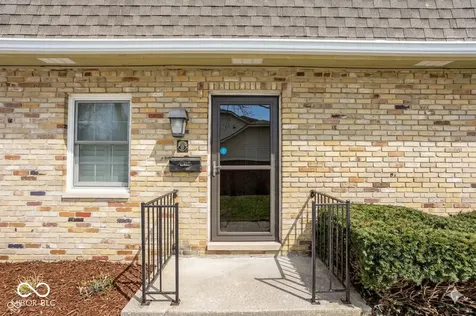 1310 Kings Cove Court Indianapolis IN 46260