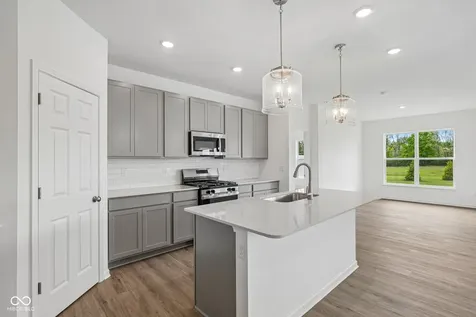 10601 Mangrove Drive Indianapolis IN 46239