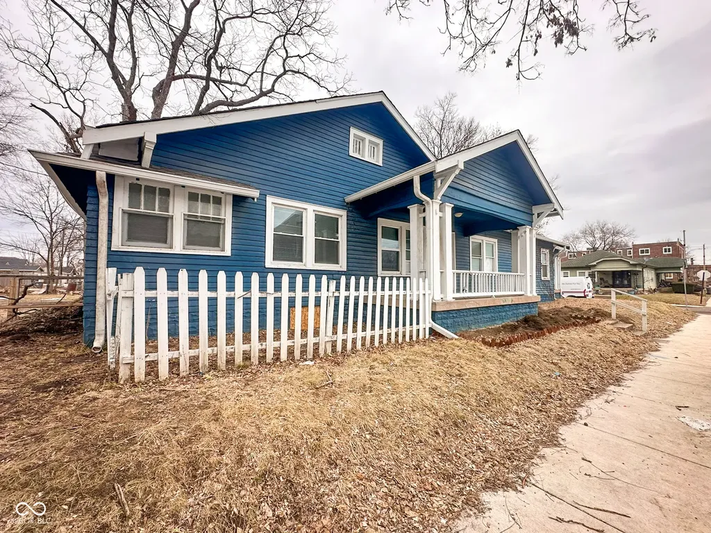 3702 N Kenwood Avenue Indianapolis IN 46208
