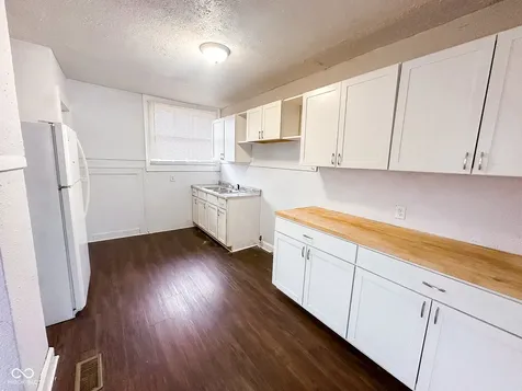 3702 N Kenwood Avenue Indianapolis IN 46208