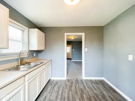 406 S Lasalle Street Indianapolis IN 46201