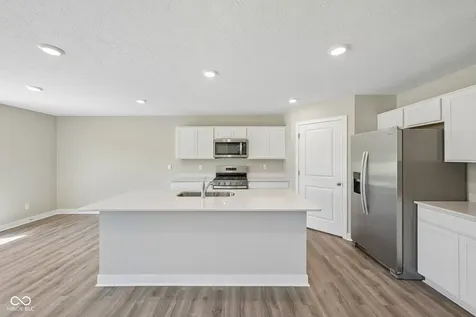 6242 Bunting Drive Indianapolis IN 46221