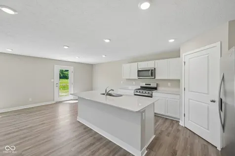 6242 Bunting Drive Indianapolis IN 46221
