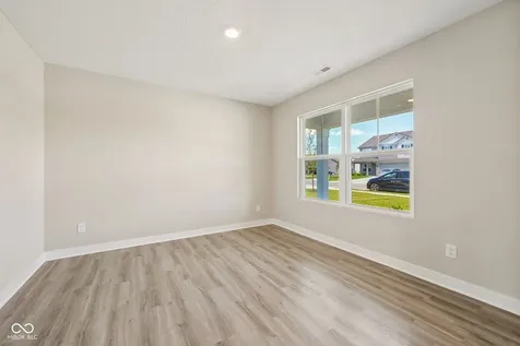 6242 Bunting Drive Indianapolis IN 46221