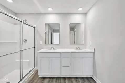 6242 Bunting Drive Indianapolis IN 46221